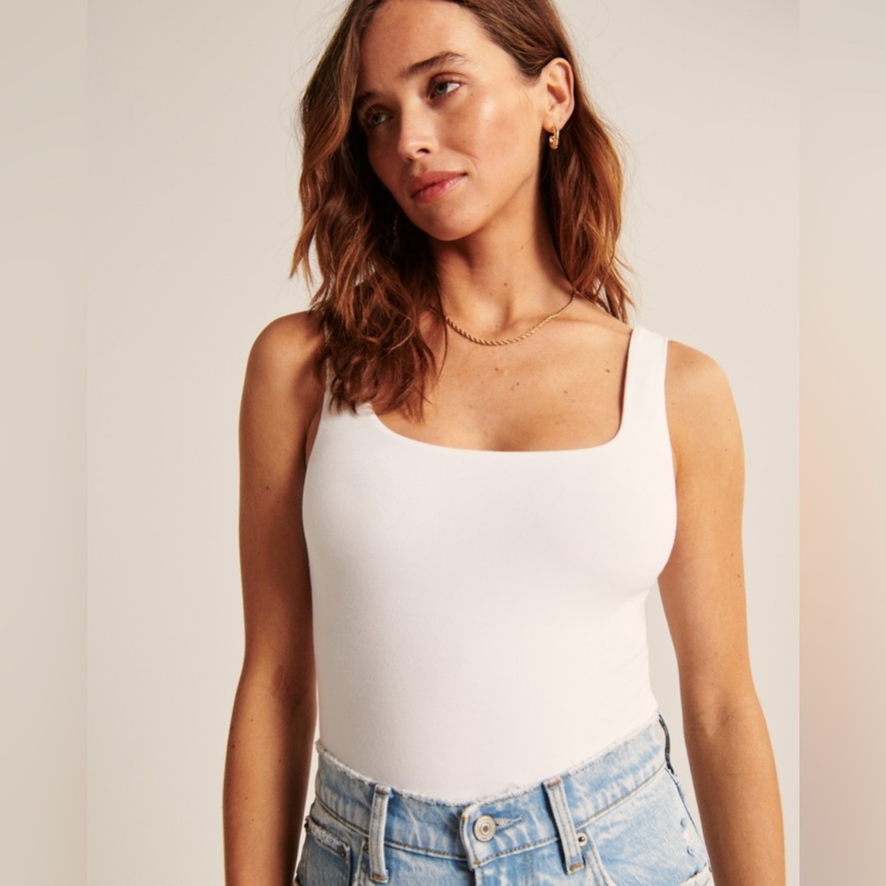 Abercrombie Seamless Rib Fabric Tank Bodysuit in White XL